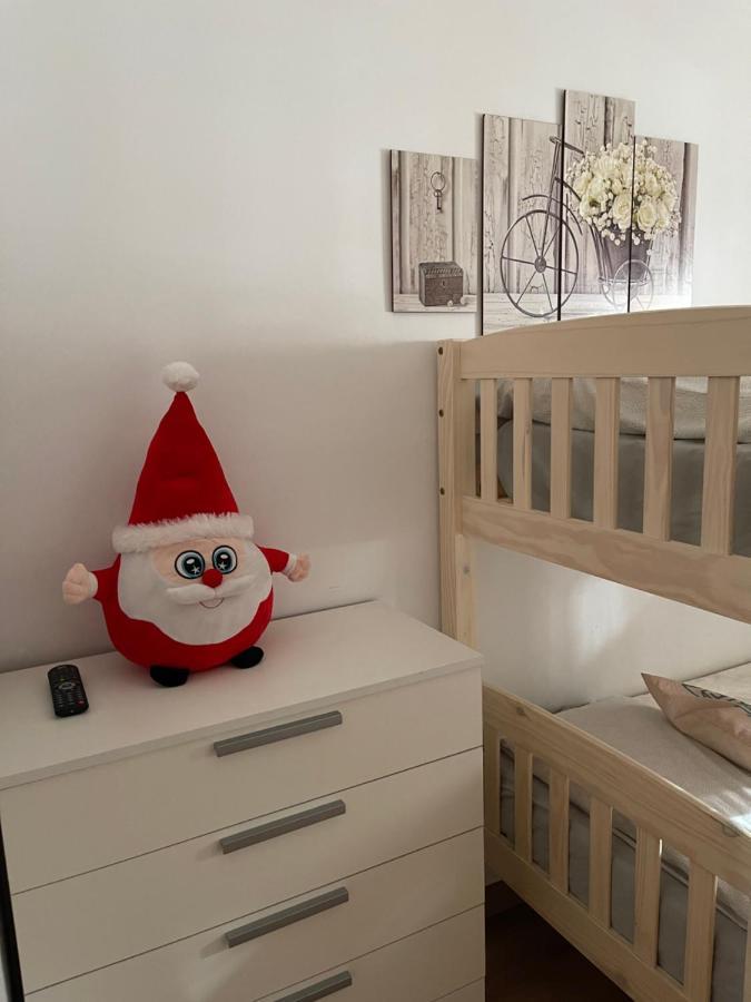 Apartameto Verena Deluxe グアルディオラ・デ・ベルゲーダ エクステリア 写真
